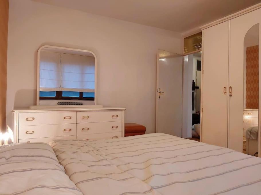 Spacious Condo Near Bascarsija - Free Parking サラエヴォ エクステリア 写真